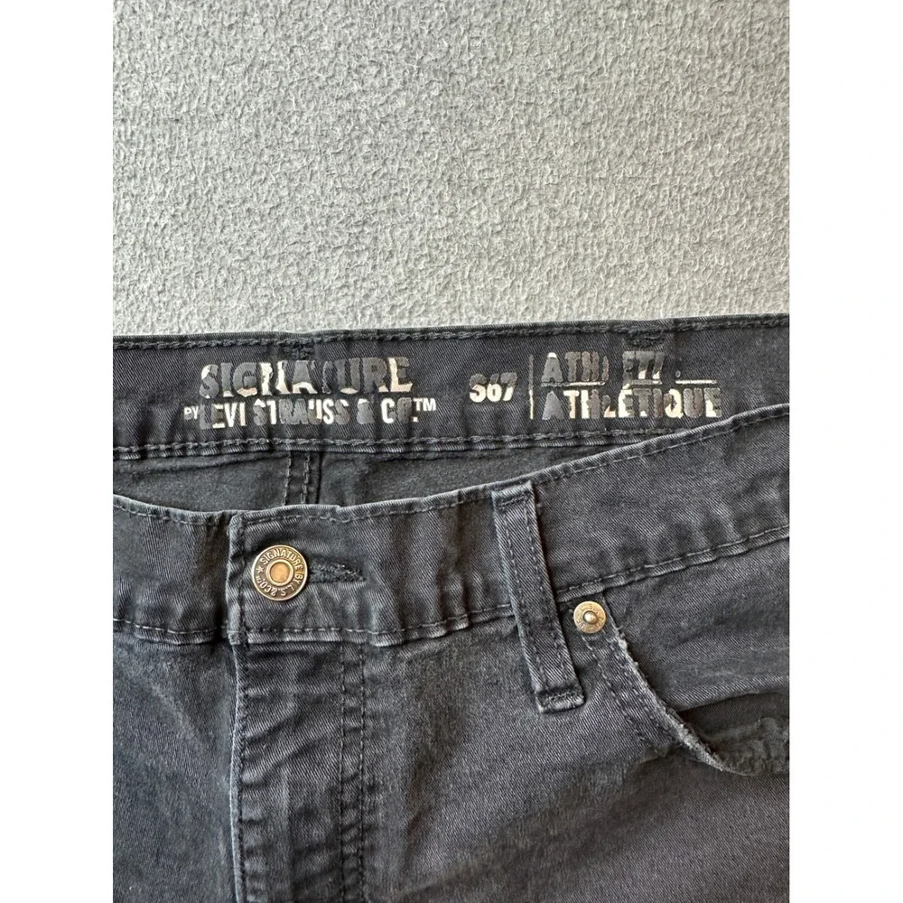 Signature Levis Strauss Athletic Fit Jeans Mens 38x32 (35x28.5) Black Denim Pant